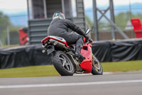 Castle-Combe-2019;PJ-Motorsport-Photography-2019;donington-no-limits-trackday;donington-park-photographs;donington-trackday-photographs;no-limits-trackdays;peter-wileman-photography;trackday-digital-images;trackday-photos
